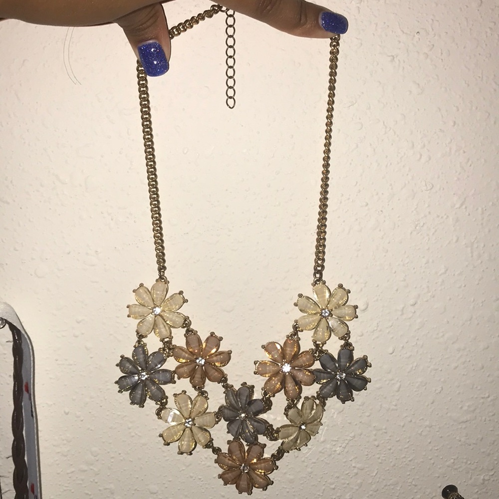 Flower necklace